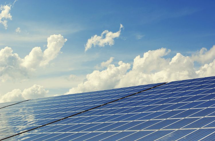 A picture of a utility-based crystalline silicon solar panel array (Credits - www.pixabay.com) A picture of a utility-based crystalline silicon solar panel array