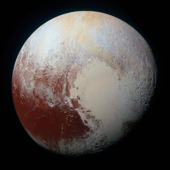 PIA19952_modest Pluto