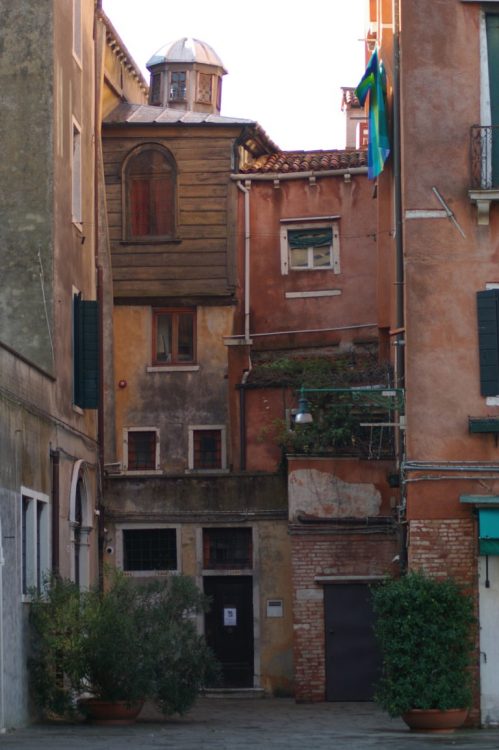 Nick Davidson - Teddy Talks photo (buildings)