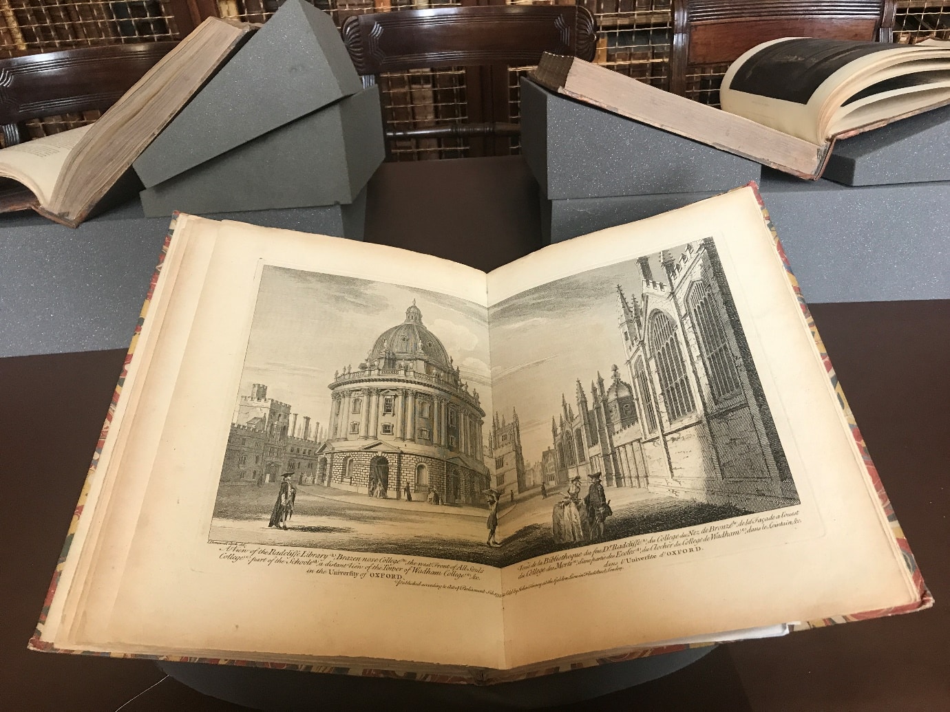 A view of the Radcliffe Library - John Donowell A view of the Radcliffe Library - John Donowell (London, 1755)